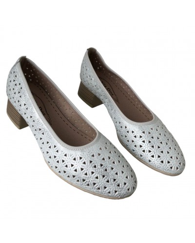 ZAPATO SALON PICADO TACON BAJO
