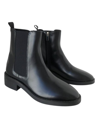 BOTIN CORINA CHELSEA ANTE