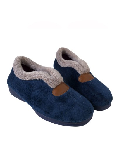 ZAPATILLA CERRADA ABOTINADA PELITO