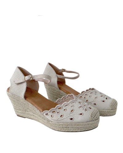 SANDALIAS DE CUÑA ESPARTO BORDADAS