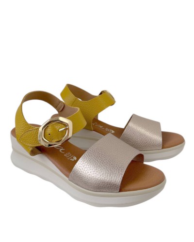 SANDALIA CUÑA VELCRO PIEL HEBILLA
